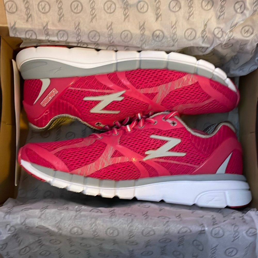 New In Box Zoot Laguna Shoes Size 10.5